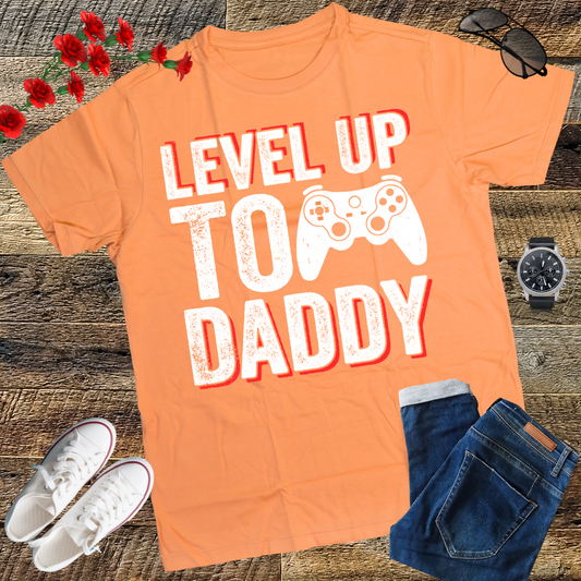 New Dad Fathers day Leveled up to Daddy T-Shirt